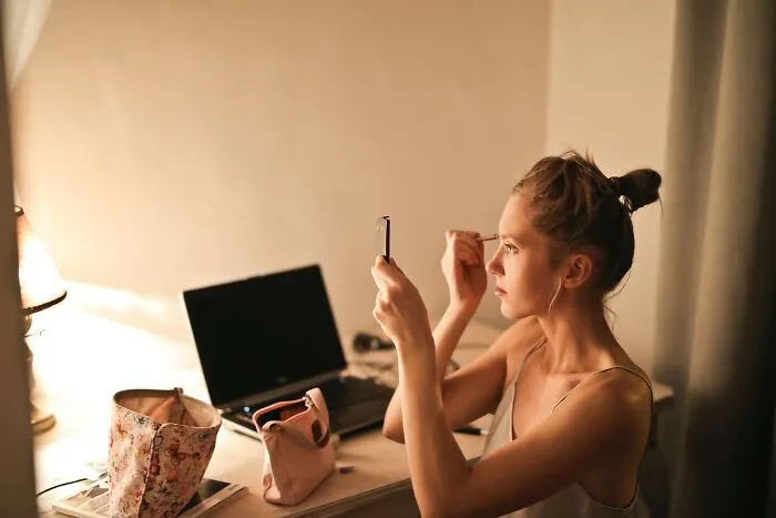 "I Know How Beautiful You Can Be With Make Up On"
