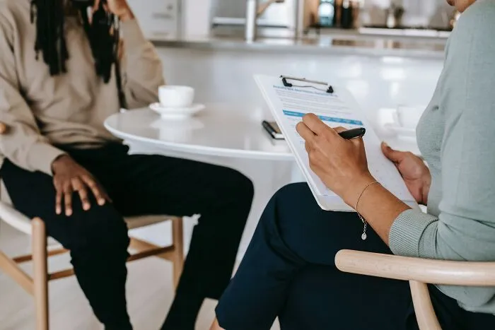 Millennials Get Asked What Confuses Them About Gen Z, And Here're 30 Of Their Answers