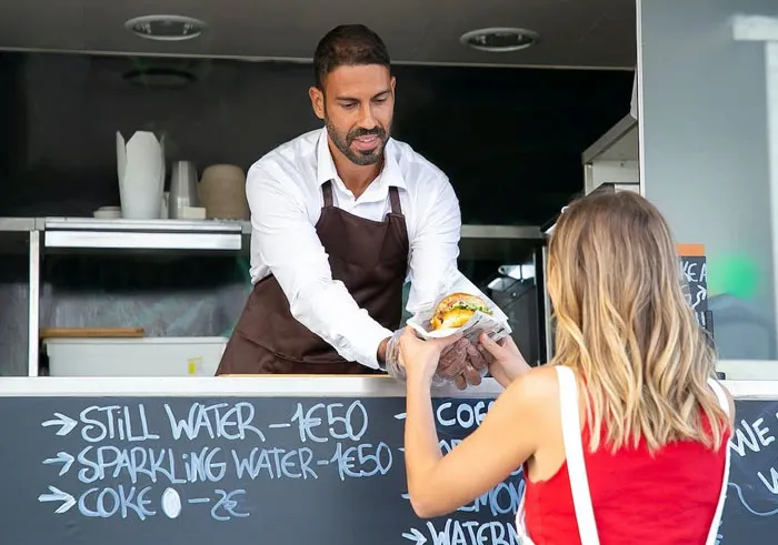40 Times Men Did Something So Annoying, It Made Women Ghost Them Instantly