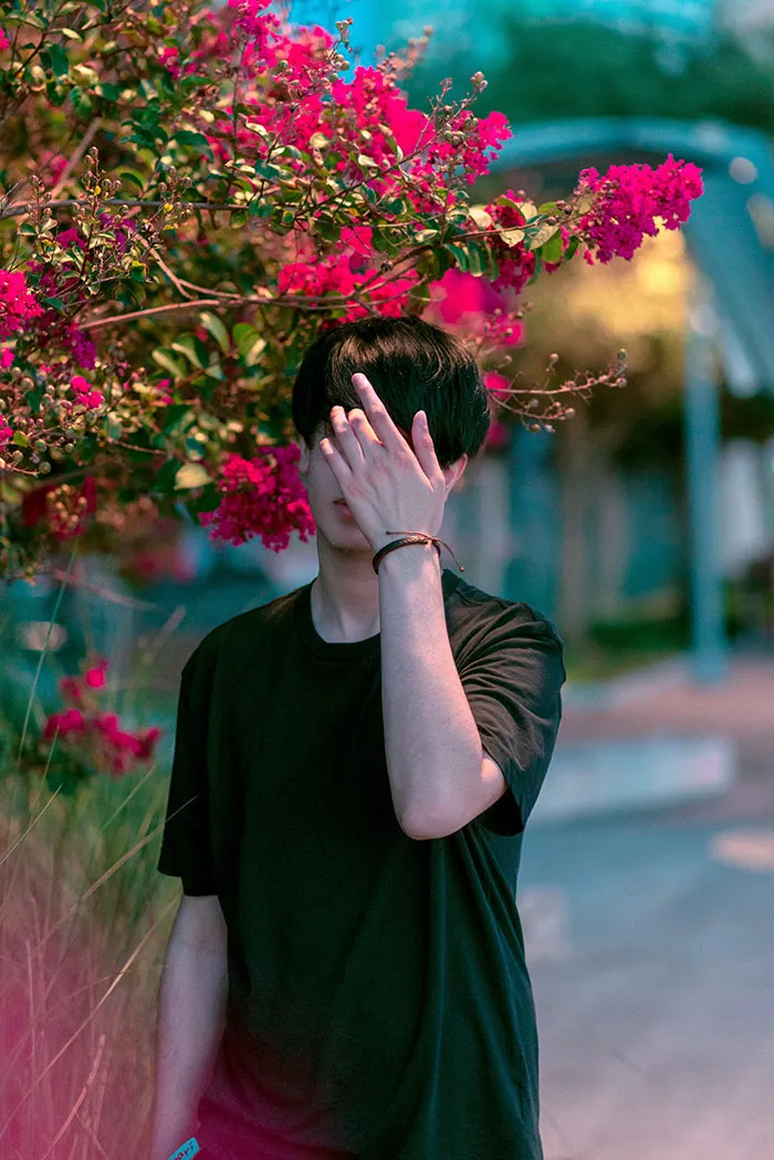Use Flowers In The Background