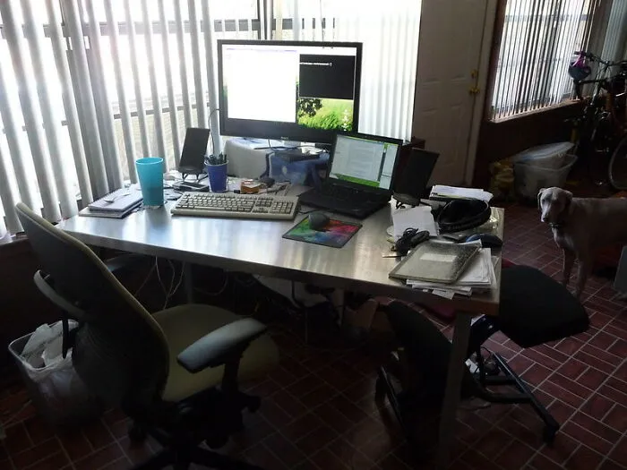 30 Signs That The Workplace You’ve Entered Isn’t Worth Staying In, As Shared By Folks Online