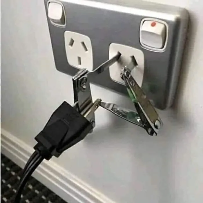 50 Times People Didn’t Give A Heck About OSHA Safety Regulations And Did What They Had To Do, As Shared On This Facebook Group