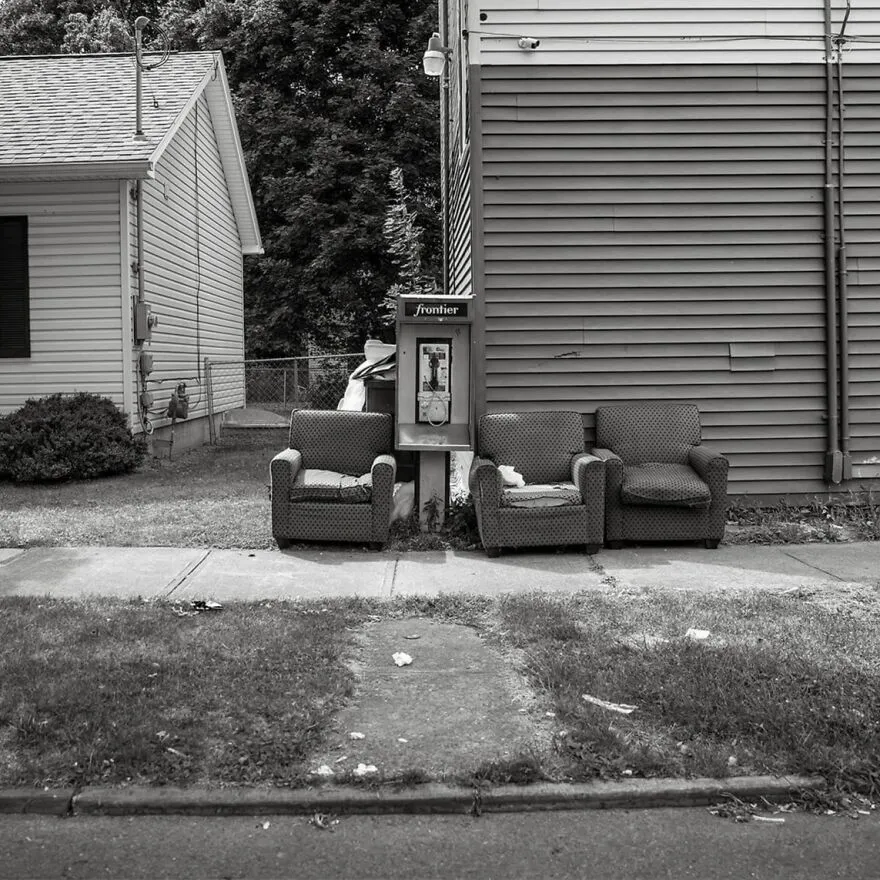 Eric Kunsman Photographed Payphones, A Lifeline For Some Of The Poorest Residents, In A Project Called 'Felicific Calculus' (19 Pics)