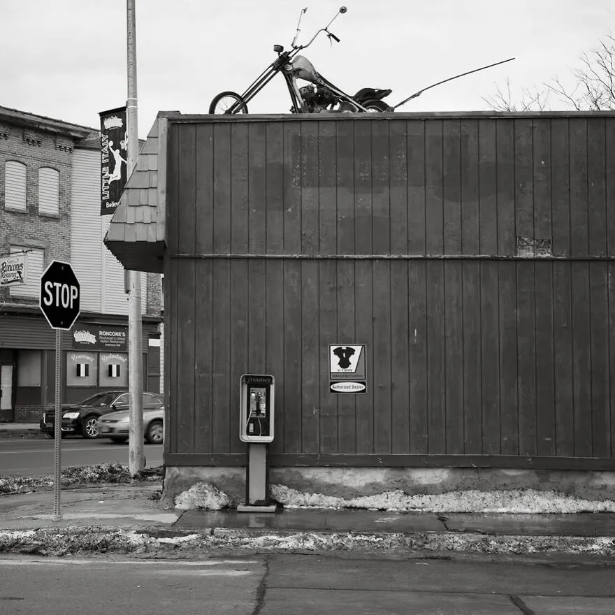 Eric Kunsman Photographed Payphones, A Lifeline For Some Of The Poorest Residents, In A Project Called 'Felicific Calculus' (19 Pics)