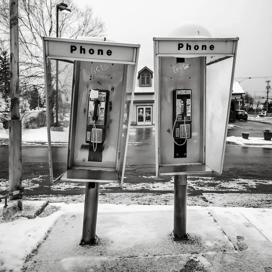 Eric Kunsman Photographed Payphones, A Lifeline For Some Of The Poorest Residents, In A Project Called 'Felicific Calculus' (19 Pics)