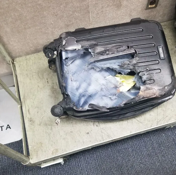 Delta volcó y destruyó mi maleta y ahora quieren que lo pruebe
