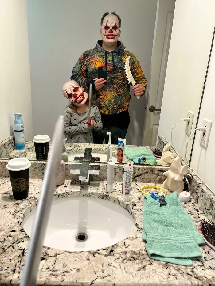 Daughter Picked Out Masks And Weapons To Scare Mom When She Gets Home From Work. I Love My 6 Year Old