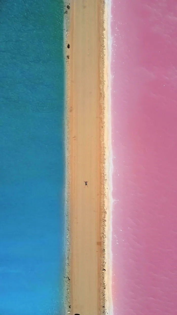Tomé una foto de mí mismo entre dos lagos al sur de Australia