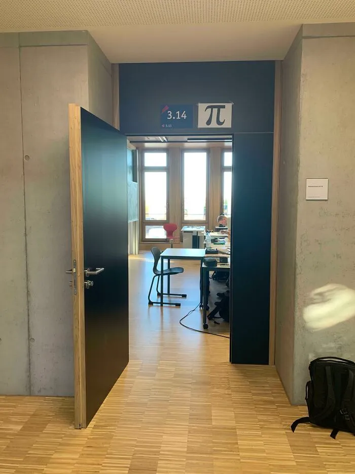 El salón 14 en el tercer piso de mi escuela
