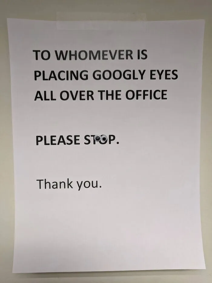 👀