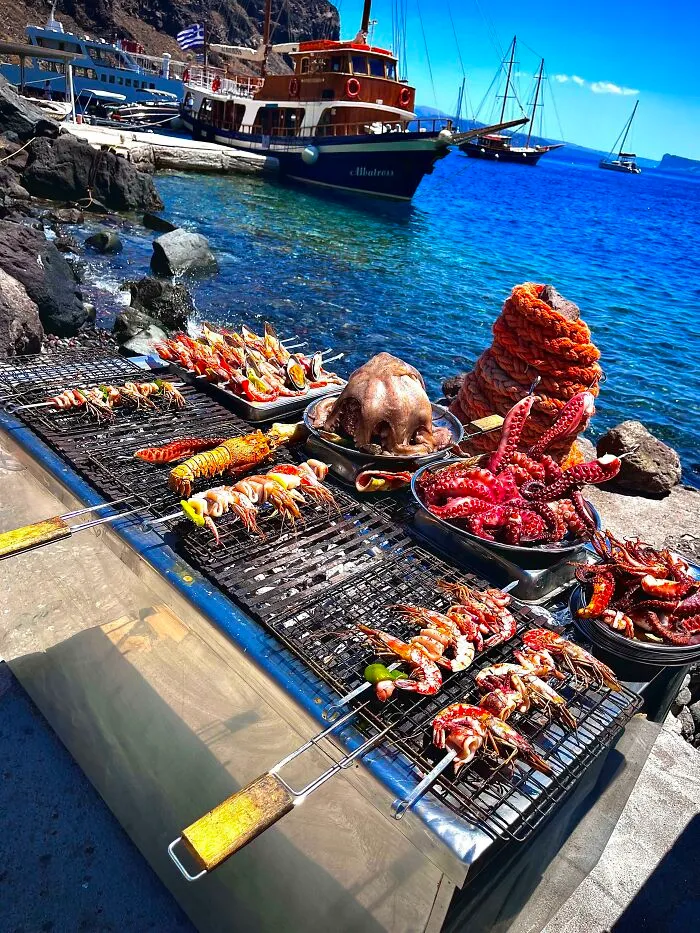 Parrillada de marisco en Santorini, Grecia