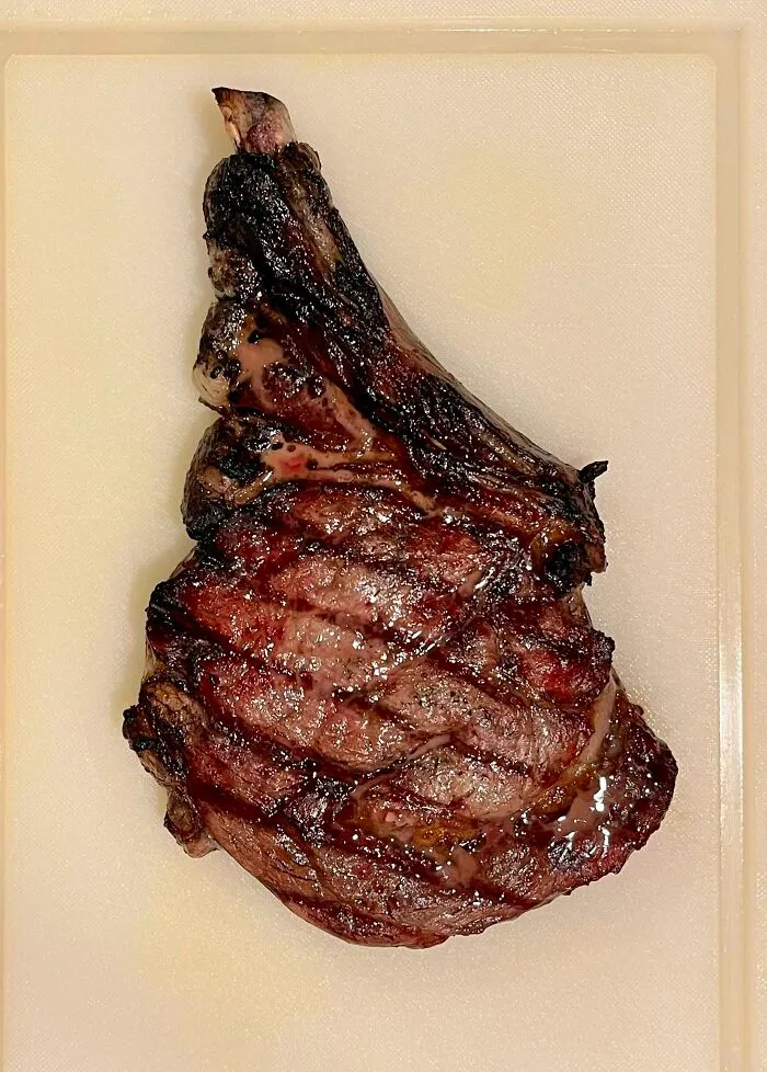Nada profundo que compartir, sólo pensé que mi entrecot se veía sexy
