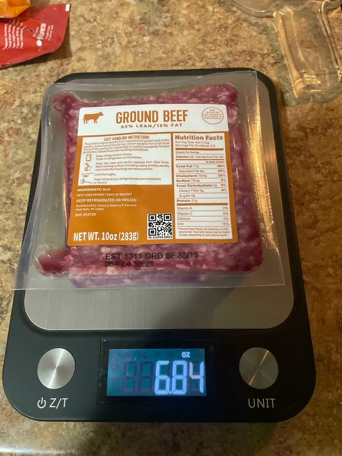 El paquete de carne de 10 onzas pesa en realidad 6,84 onzas