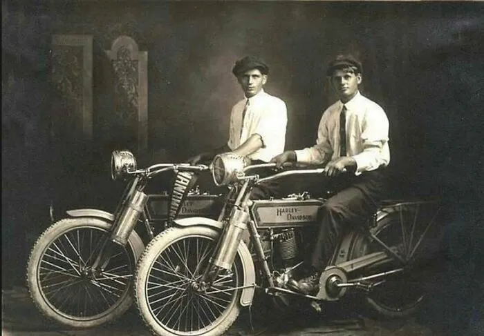 William Harley y Arthur Davidson, 1914
