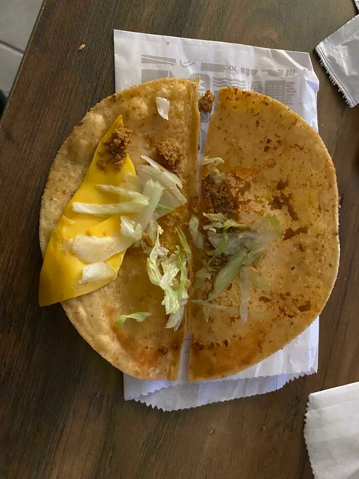 4 tacos y todos así de la marca Jack In The Box Taco