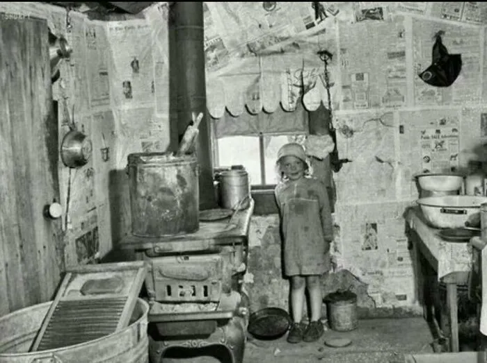 Young Girl During The Great Depression. Missouri, USA. 1930s