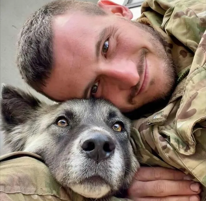 50 Photos Of Cats And Dogs Rescued By Ukrainian Soldiers, Shared By This Instagram Account