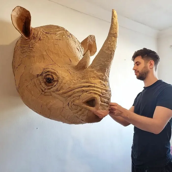 London-Based Artist Is Motivated To Produce Art That Helps Protect Endangered Animal Species By Reusing Discarded Materials For His Life-Like Sculptures (22 Pics)