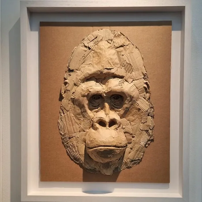 London-Based Artist Is Motivated To Produce Art That Helps Protect Endangered Animal Species By Reusing Discarded Materials For His Life-Like Sculptures (22 Pics)