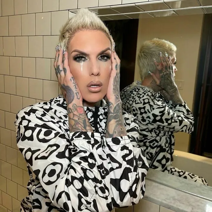 Youtube Creator Jeffree Star Dropped By Makeup Retailer Morphe In Response To The Influencer's Racially Insensitive Remarks
