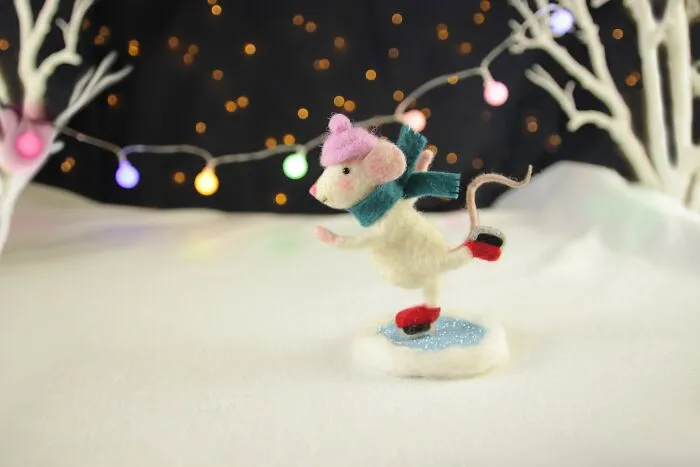 Skating Mouse