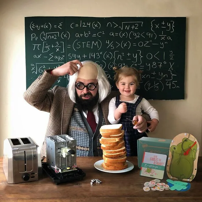 Mira las divertidísimas fotos que este papá se toma con sus hijas disfrazadas (Nuevas imágenes)