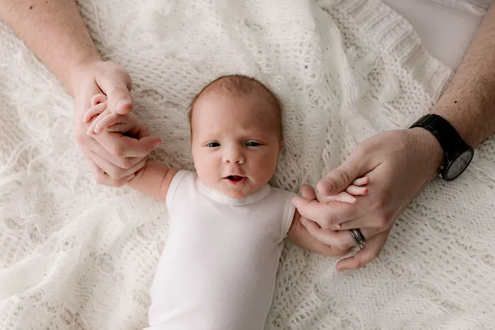 I Took Pictures Of Newborn Babies At The Hospital And Their Homes, Here Are 27 Of My Favorite Ones