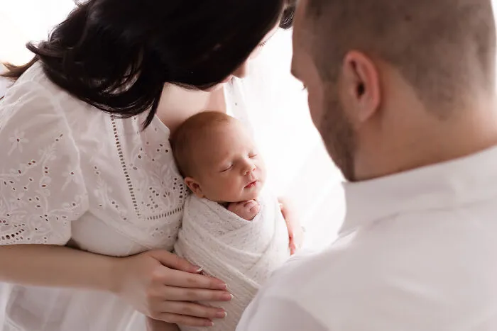 I Took Pictures Of Newborn Babies At The Hospital And Their Homes, Here Are 27 Of My Favorite Ones