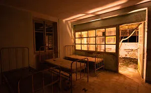 Here Are My 14 New Pics Which I Took At Abandoned Places At Night Using A Lot Of Light