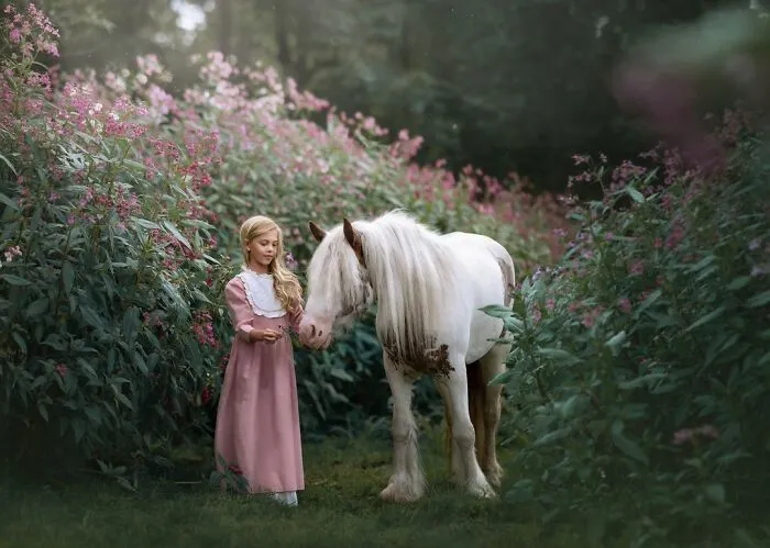 This Photographer Has Taken Magnificent Shots Illustrating The Delicate Bond Between Humans And Animals (50 Pics)