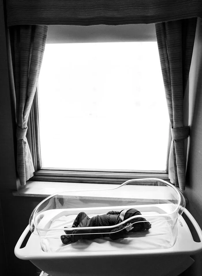 I Took Pictures Of Newborn Babies At The Hospital And Their Homes, Here Are 27 Of My Favorite Ones