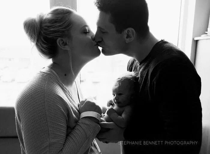 I Took Pictures Of Newborn Babies At The Hospital And Their Homes, Here Are 27 Of My Favorite Ones