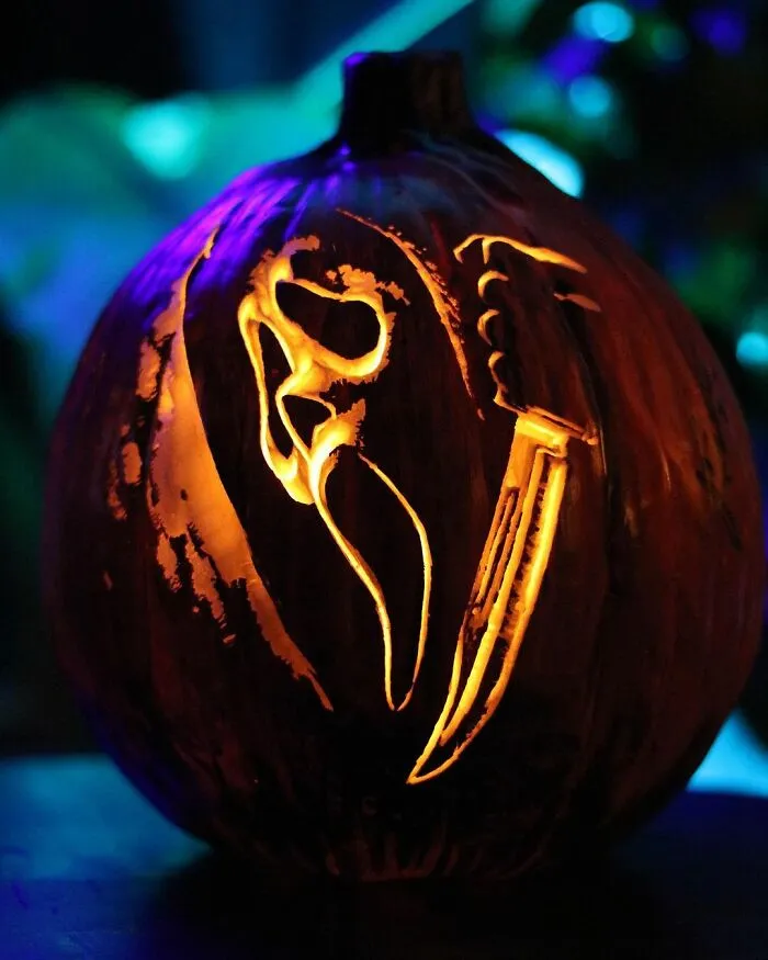  Incredibly Detailed Pumpkins With References To Pop-Culture, Movies, Celebrities And Other Things Made By This Artist (63 Pics)