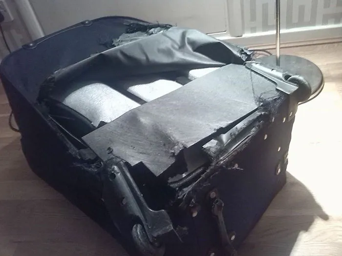 Pues, acabo de recoger mi maleta en el aeropuerto y se ve así