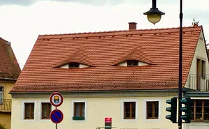"That's It, I'm Architecture Shaming - Burn It To The Ground Edition": 29 Of The Best Pics From This Facebook Group