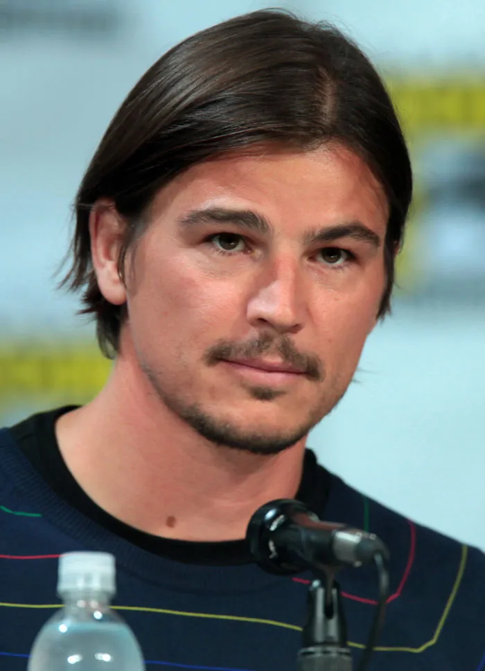 Someone Asks “What Celebrity Disappeared Out Of Nowhere?” And Here Are 35 Top Responses