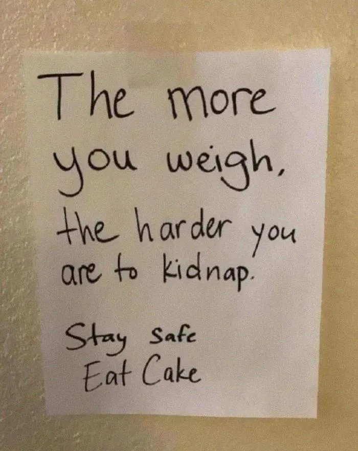 50 Times Signs Were So Hilariously Absurd, People Had To Share Them On This Facebook Page (New Pics)