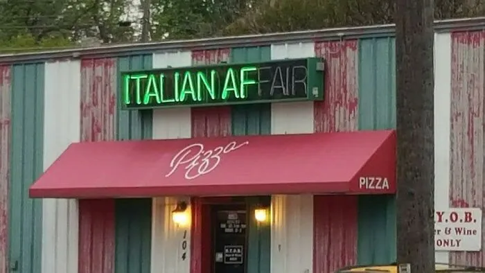 50 Times Signs Were So Hilariously Absurd, People Had To Share Them On This Facebook Page (New Pics)