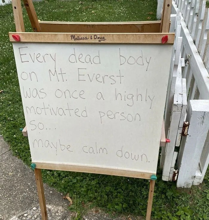 50 Times Signs Were So Hilariously Absurd, People Had To Share Them On This Facebook Page (New Pics)
