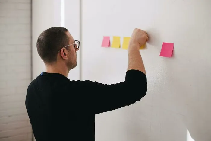 Employees Stop Going Above And Beyond At Work And Join The "Quiet Quitting" Trend, Here's What People Have To Say About It (30 Answers)
