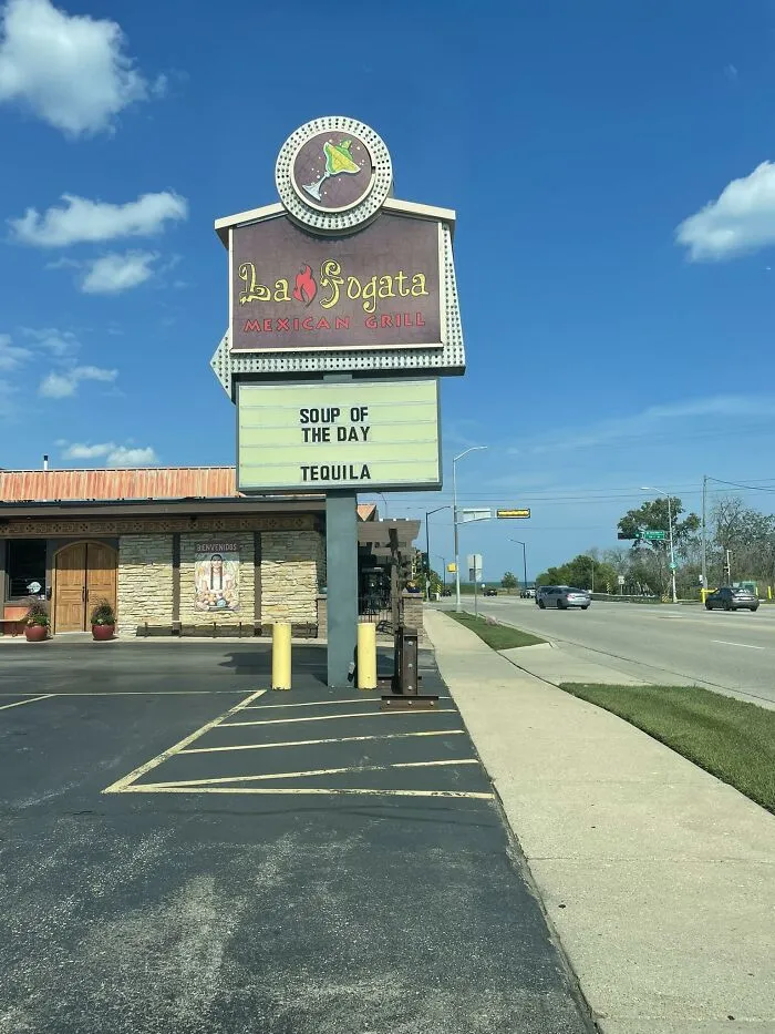 50 Times Signs Were So Hilariously Absurd, People Had To Share Them On This Facebook Page (New Pics)