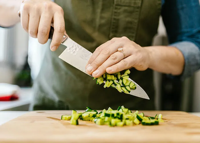 “If You Use A Glass Cutting Board, We Can’t Be Friends”: 50 People Share Their Most “Gatekeeping” Culinary Opinions