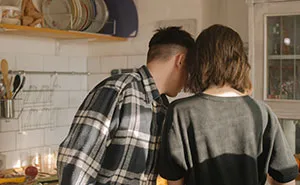 Guy Is Fed Up With Girlfriend's Cooking Because She Puts Her Own Twist On Recipes, Asks For Support Online But Receives A Reality Check