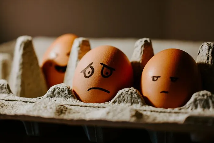 "People Who Are Incapable Of Admitting They Are Wrong" And 30 Other Deal-Breakers, As Shared By Our Community