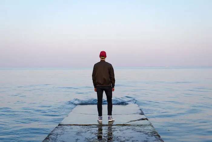 Men Are Outing Toxic Guys By Sharing The Subtle Red Flags Women Should Be Cautious About