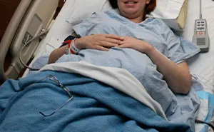 Pregnant Woman Discovers Her Husband’s Cheating On Her, Ends Up Banning Him From The Delivery Room
