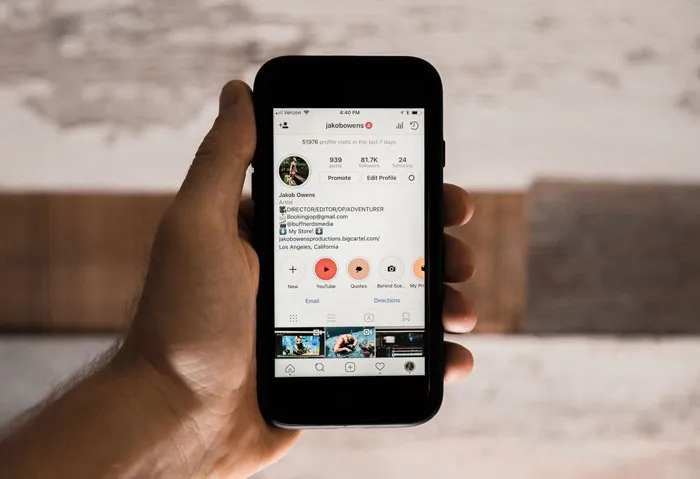 Visit A Place Without Sharing It On Social Media