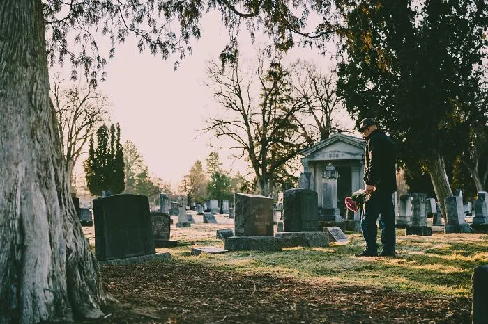 Professional Mourner