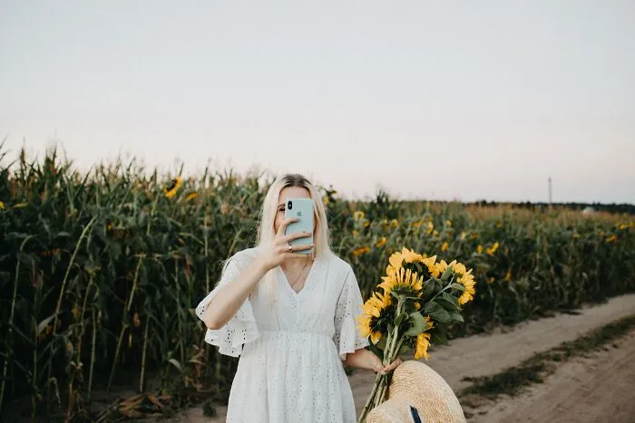 Send Flowers To Yourself