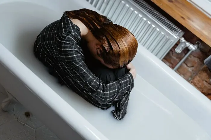 31 Things People Discovered Were Not OK In A Relationship Only After Dating Someone Else